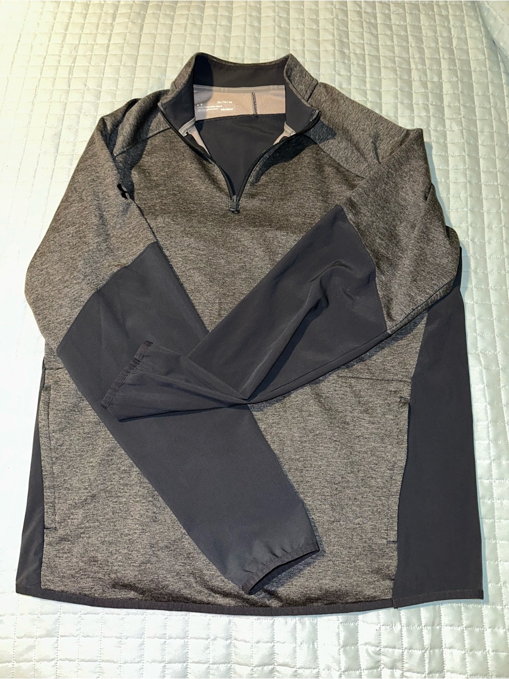 Under Armour Men's Heather Gray & Charcoal Half-Zip Pullover